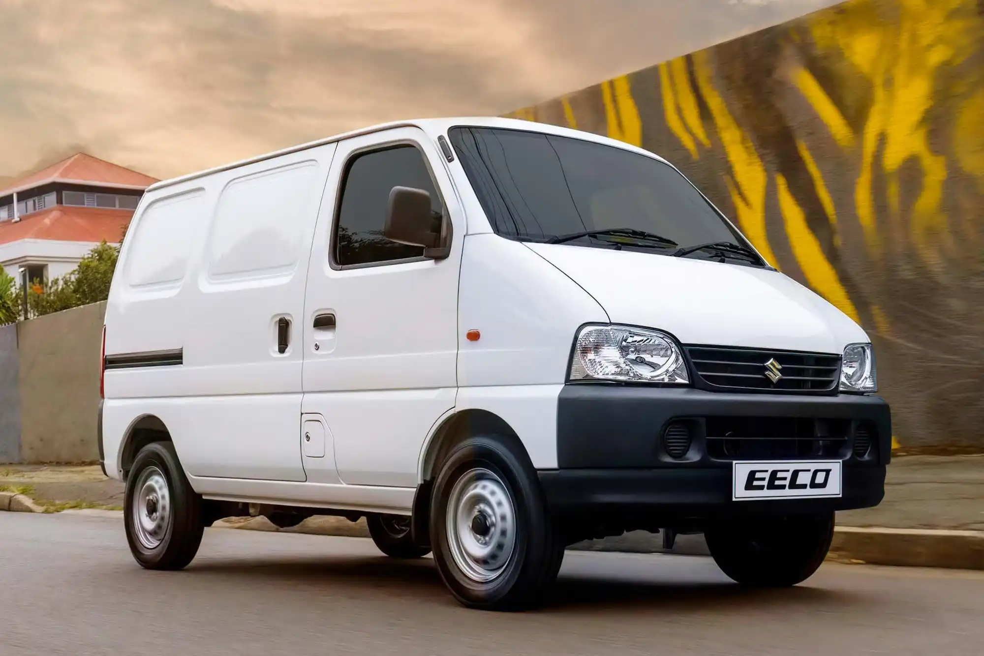ngoai-hinh-suzuki-eeco-van