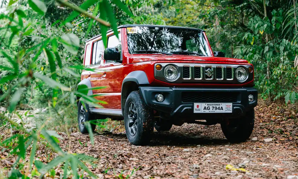 anh-thuc-te-xe-suzuki-jimny-5-cua-2