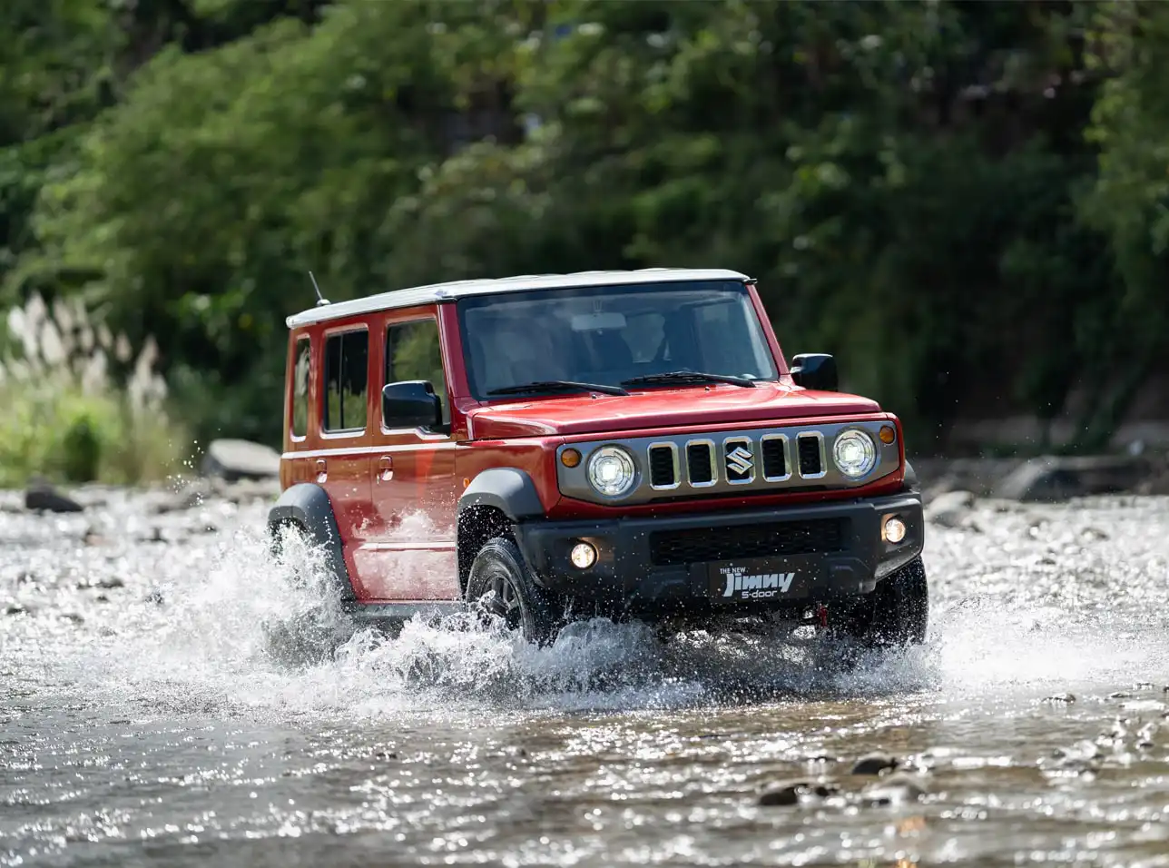 anh-thuc-te-xe-suzuki-jimny-5-cua