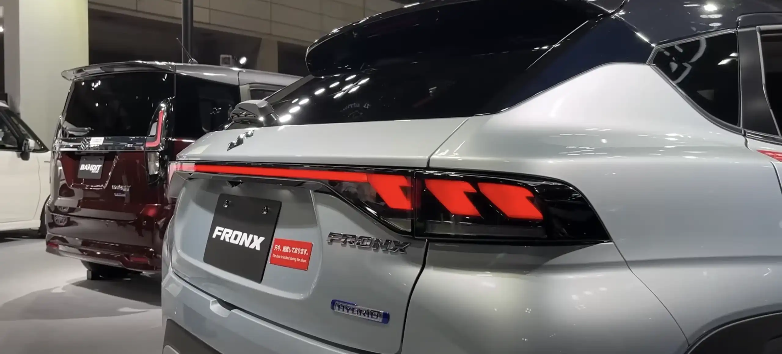 den-led-duoi-xe-suzuki-fronx-2025