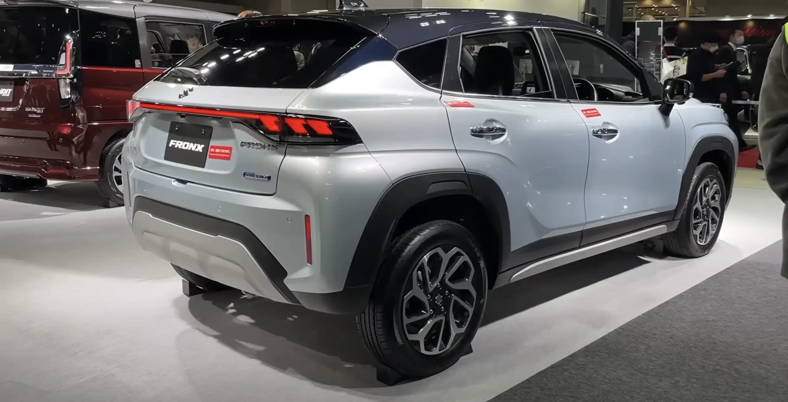 duoi-xe-suzuki-fronx-2025
