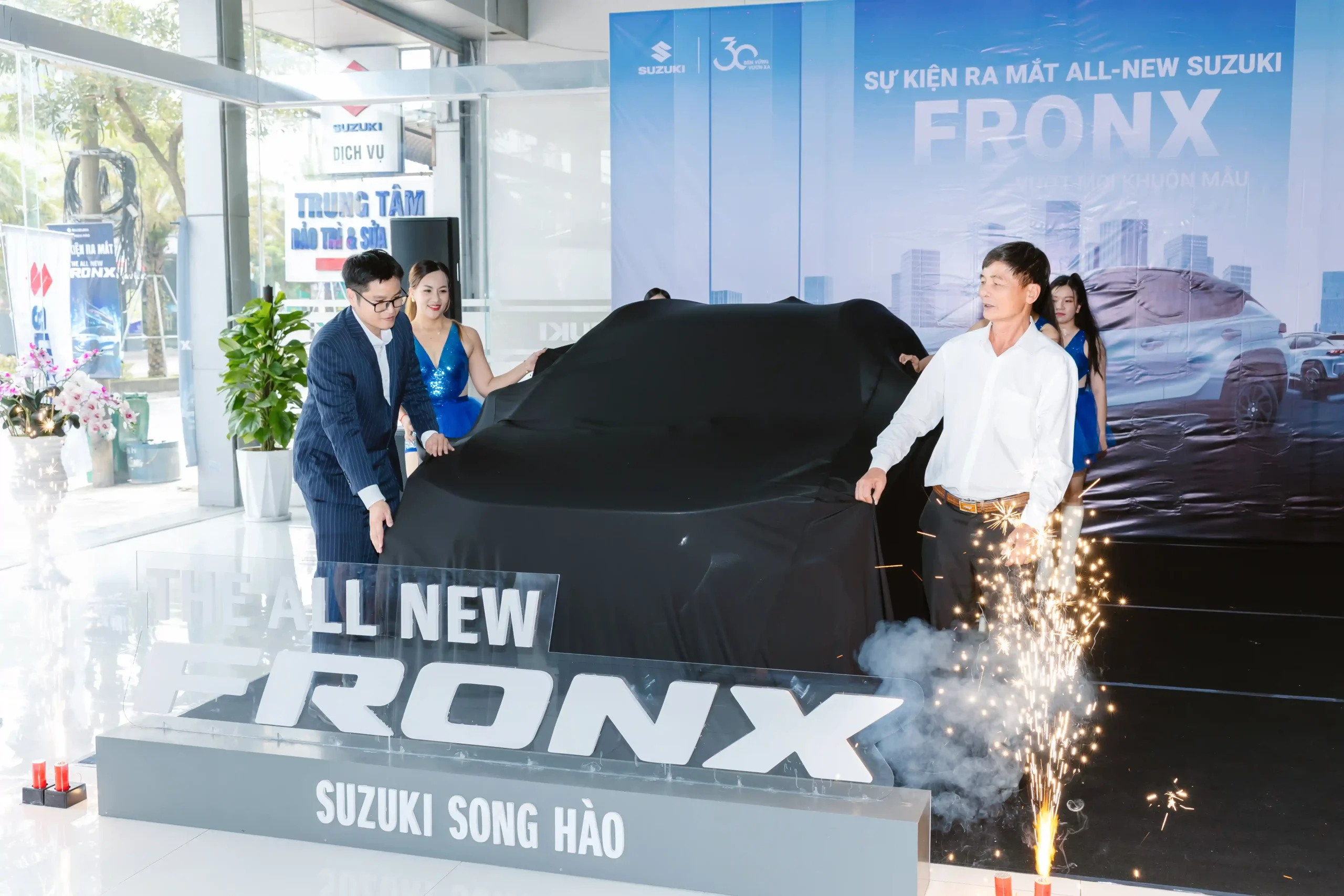 BQ1A2592 copy scaled